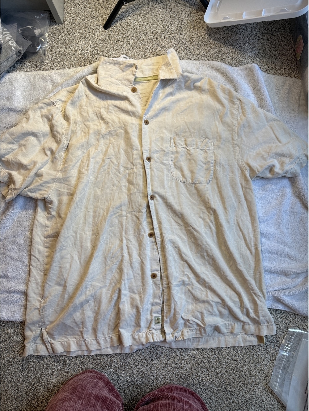 Tommy Bahama XL Beige Short Sleeve Button-Up Shirt